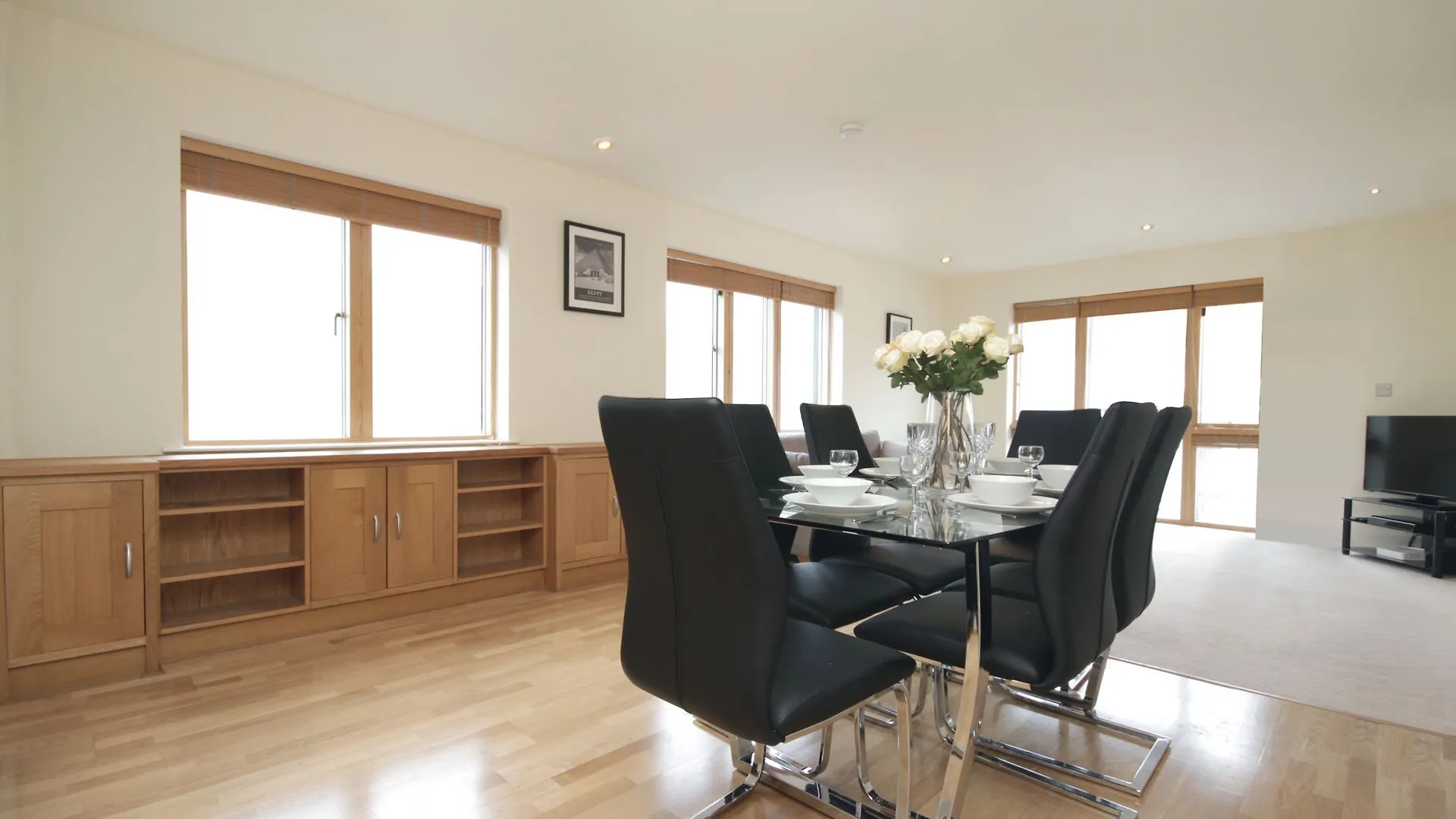 Grand Canal Quay Sleeps 8 Dublin 0*,  Ireland