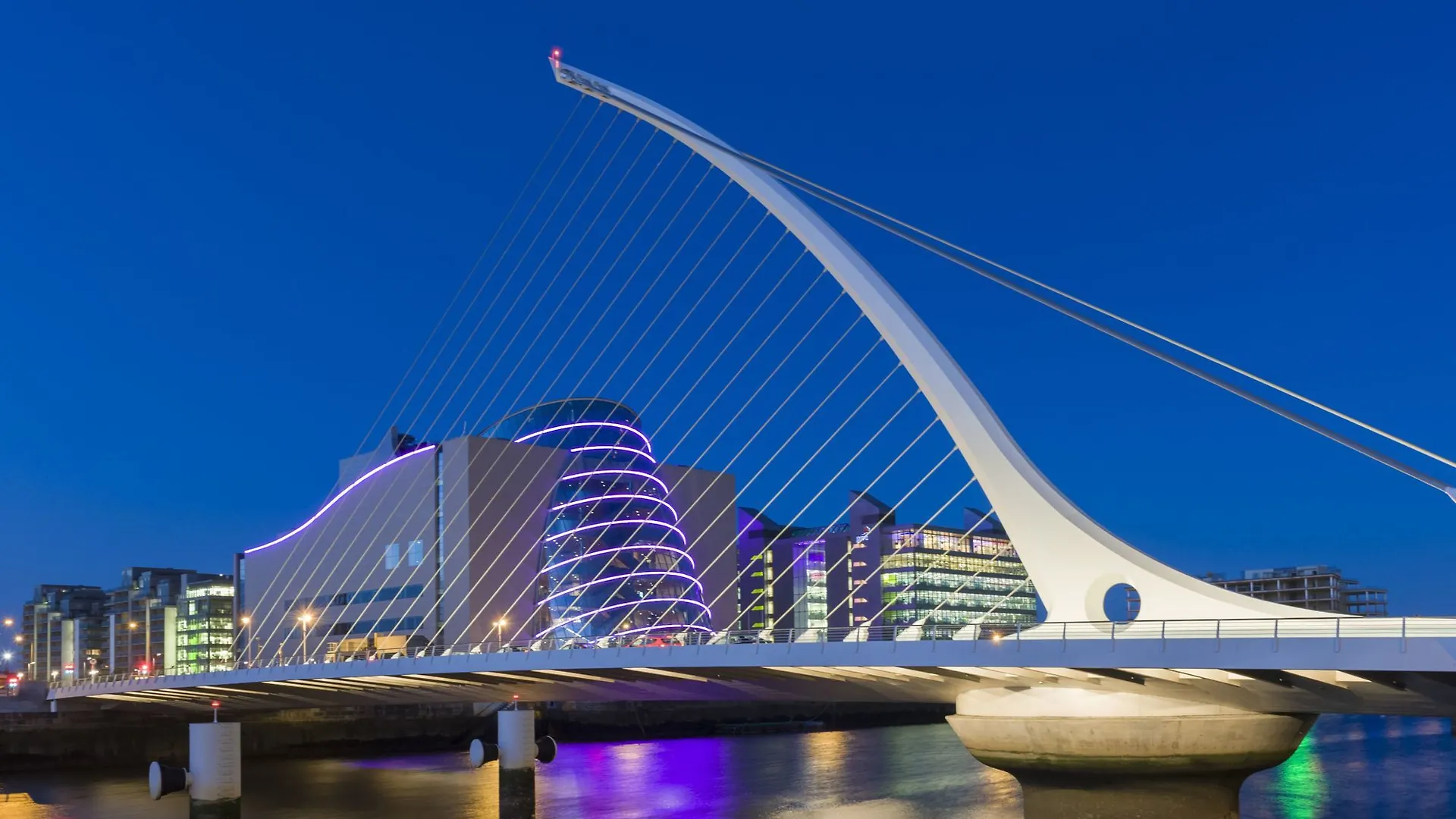 Apartment Grand Canal Quay Sleeps 8 Dublin